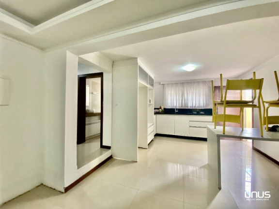 Imagem Casa com 7 Quartos à Venda, 360 m² em Ipiranga - São José