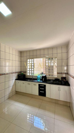 Imagem Casa com 4 Quartos à Venda, 220 m² em Jardim Leblon - Goiânia Imagem Casa com 4 Quartos à Venda, 220 m² em Jardim Leblon - Goiânia