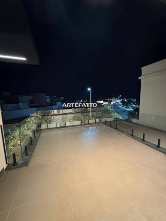 Imagem Casa de Condomínio com 4 Quartos à Venda, 343 m²