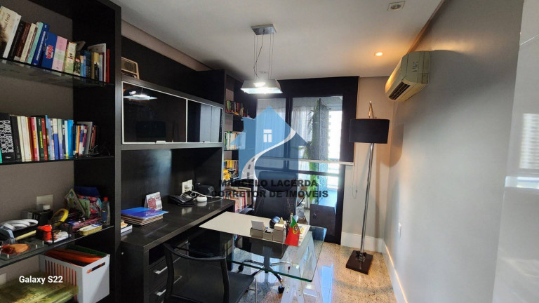 Imagem Apartamento com 3 Quartos para Alugar, 180 m² em Adrianópolis - Manaus