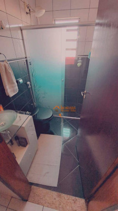 Imagem Sobrado com 3 Quartos à Venda, 320 m² em Jardim Aida - Guarulhos Imagem Sobrado com 3 Quartos à Venda, 320 m² em Jardim Aida - Guarulhos