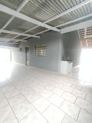 Imagem Casa com 2 Quartos à Venda, 170 m² em Arapongas Imagem Casa com 2 Quartos à Venda, 170 m² em Arapongas