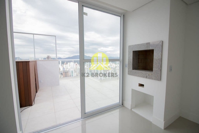 Imagem Apartamento com 4 Quartos à Venda, 353 m² em Centro - Balneário Camboriú Imagem Apartamento com 4 Quartos à Venda, 353 m² em Centro - Balneário Camboriú