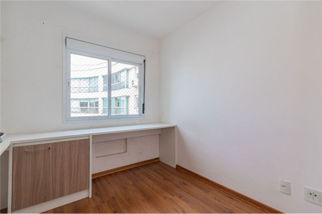 Imagem Apartamento com 3 Quartos à Venda, 90 m² em Azenha - Porto Alegre