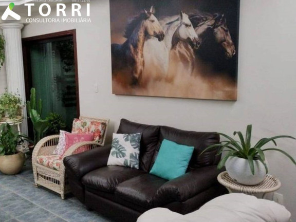 Imagem Sobrado com 3 Quartos à Venda, 600 m² em Wanel Ville - Sorocaba