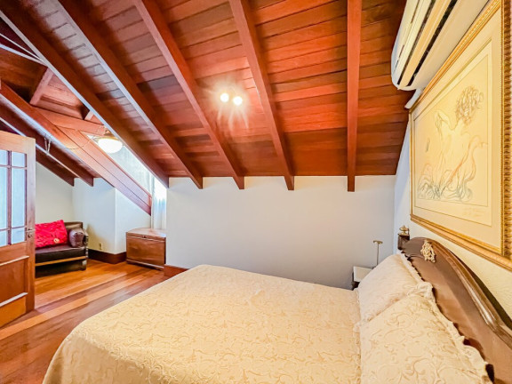 Imagem Casa com 4 Quartos à Venda, em Chácara Das Pedras - Porto Alegre Imagem Casa com 4 Quartos à Venda, em Chácara Das Pedras - Porto Alegre