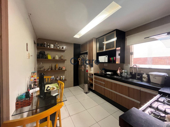 Imagem Casa com 3 Quartos à Venda, 280 m² em Sapiranga - Fortaleza