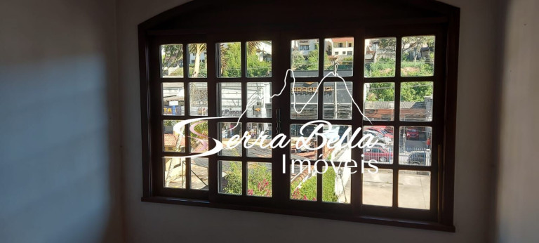 Imagem Casa com 3 Quartos para Alugar, 250 m² em Várzea - Teresópolis