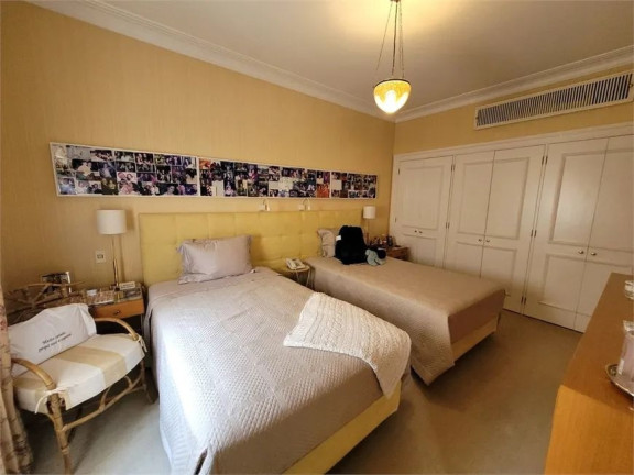 Imagem Cobertura com 3 Quartos à Venda, 750 m² em Cerqueira César - São Paulo