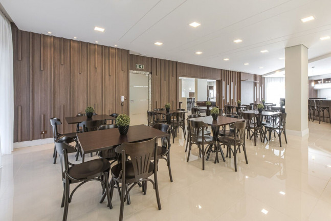 Imagem Imóvel com 3 Quartos à Venda, 208 m² em Juvevê - Curitiba Imagem Imóvel com 3 Quartos à Venda, 208 m² em Juvevê - Curitiba