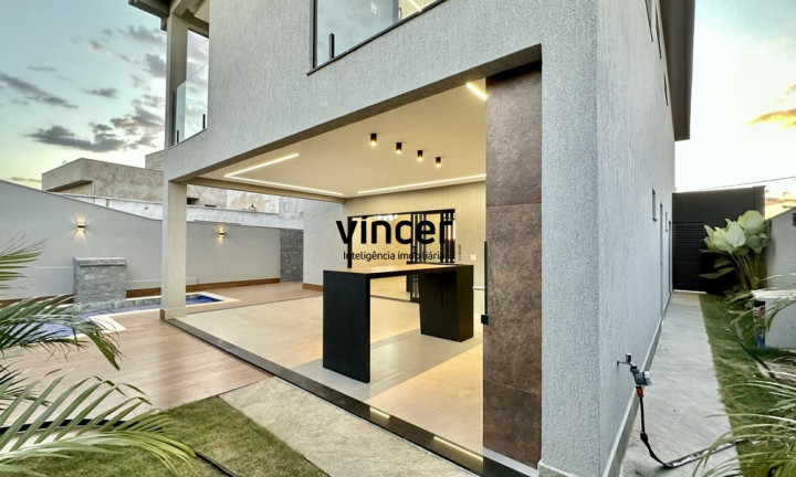 Imagem Casa com 4 Quartos à Venda, 268 m² em Jardins Capri - Senador Canedo