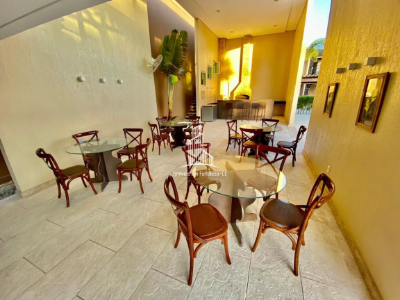 Imagem Casa com 4 Quartos à Venda, 206 m² em Centro - Eusébio Imagem Casa com 4 Quartos à Venda, 206 m² em Centro - Eusébio