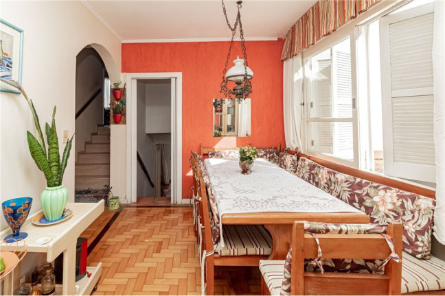 Imagem Casa com 3 Quartos à Venda,  em Chácara Das Pedras - Porto Alegre