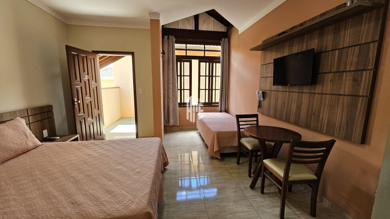 Imagem Imóvel com 6 Quartos à Venda, 500 m² em Centro - Monte Sião Imagem Imóvel com 6 Quartos à Venda, 500 m² em Centro - Monte Sião