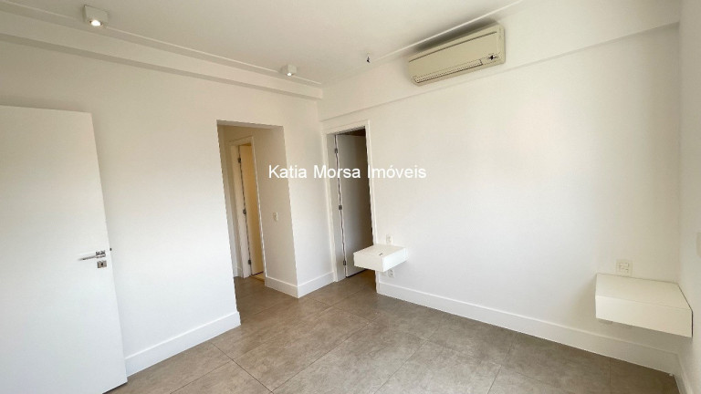 Imagem Apartamento com 2 Quartos à Venda, 138 m² em Brooklin Paulista - São Paulo Imagem Apartamento com 2 Quartos à Venda, 138 m² em Brooklin Paulista - São Paulo