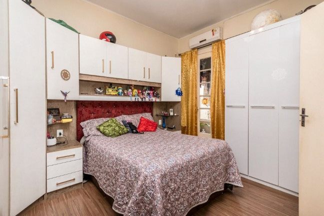 Imagem Imóvel com 2 Quartos à Venda, 54 m² em Santana - Porto Alegre Imagem Imóvel com 2 Quartos à Venda, 54 m² em Santana - Porto Alegre