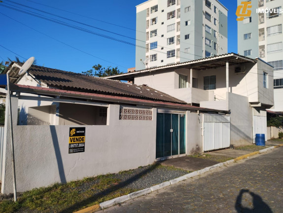 Imagem Terreno à Venda, 252 m² em Tabuleiro - Camboriú