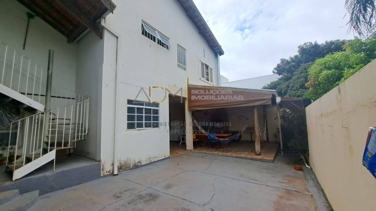 Imagem Casa com 3 Quartos à Venda, 3 m² em Centro - Botucatu