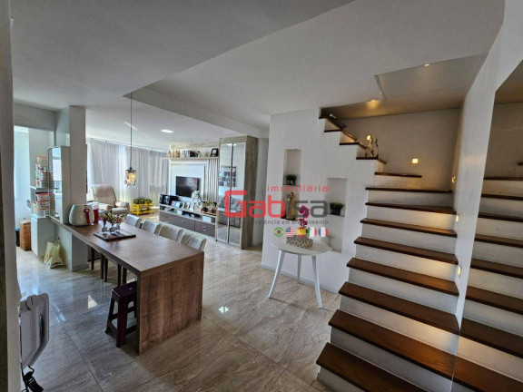 Cobertura com 3 Quartos à Venda, 170 m² em Centro - Cabo Frio