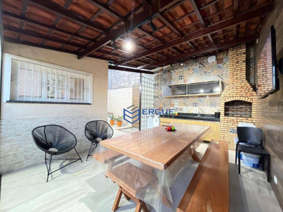 Imagem Casa com 4 Quartos à Venda, 140 m² em Maraponga - Fortaleza Imagem Casa com 4 Quartos à Venda, 140 m² em Maraponga - Fortaleza