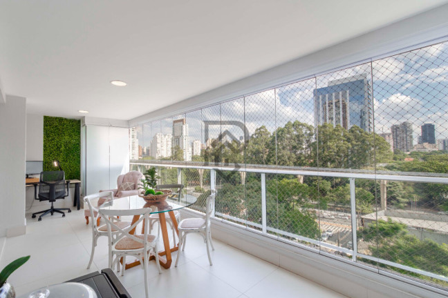 Apartamento com 3 Quartos à Venda, 134 m² em Brooklin - São Paulo
