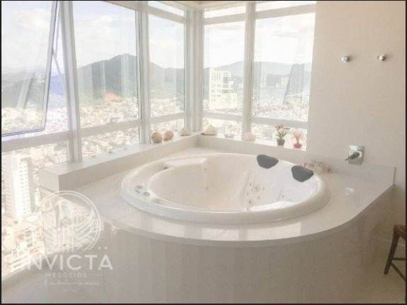Imagem Apartamento com 4 Quartos à Venda, 228 m² em Centro - Balneário Camboriú Imagem Apartamento com 4 Quartos à Venda, 228 m² em Centro - Balneário Camboriú