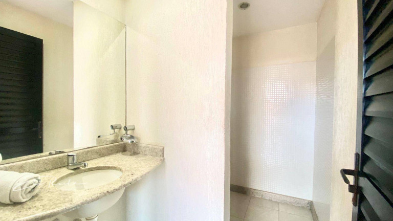 Imagem Casa com 3 Quartos à Venda, 300 m² em Santa Mônica - Colatina