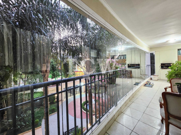 Imagem Apartamento com 4 Quartos à Venda, 176 m² em Aclimação - São Paulo