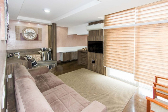 Imagem Casa de Condomínio com 4 Quartos à Venda, 380 m² em Ipanema - Porto Alegre