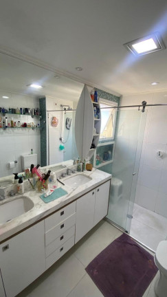 Imagem Apartamento com 3 Quartos à Venda, em Aclimação - São Paulo Imagem Apartamento com 3 Quartos à Venda, em Aclimação - São Paulo
