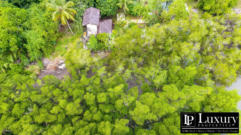 Imagem Casa com 4 Quartos à Venda, em Camamu Imagem Casa com 4 Quartos à Venda, em Camamu