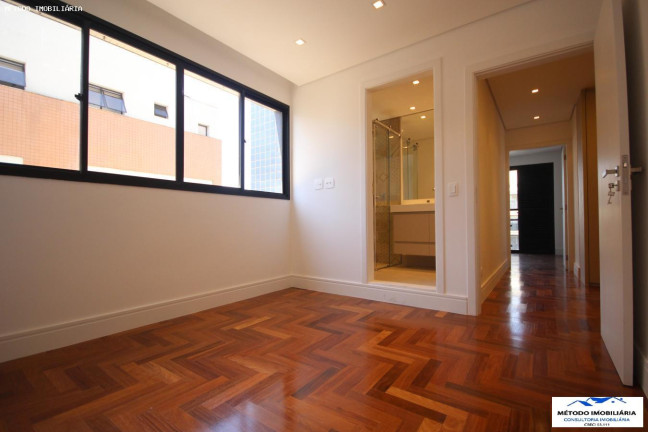 Imagem Imóvel com 3 Quartos à Venda, 314 m² em Moema - São Paulo