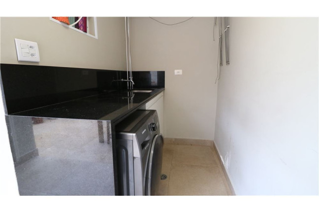 Imagem Casa com 3 Quartos à Venda, em Chácara Santo Antônio (zona Sul) - São Paulo Imagem Casa com 3 Quartos à Venda, em Chácara Santo Antônio (zona Sul) - São Paulo