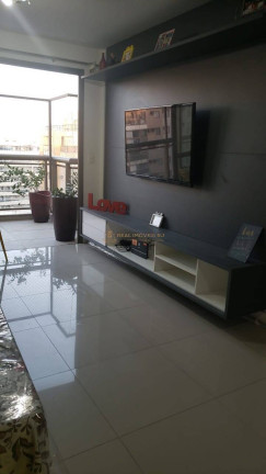 Imagem Apartamento com 2 Quartos à Venda, 90 m² em Recreio Dos Bandeirantes - Rio De Janeiro Imagem Apartamento com 2 Quartos à Venda, 90 m² em Recreio Dos Bandeirantes - Rio De Janeiro