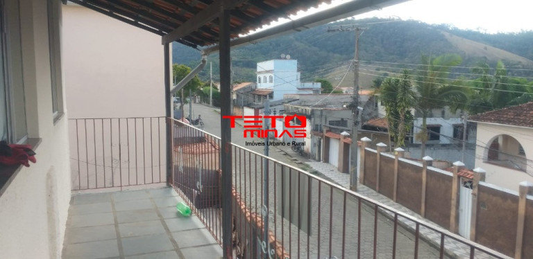 Casa com 6 Quartos à Venda, 195 m² em Carioca - São Lourenço