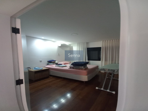 Imagem Casa com 5 Quartos à Venda,  em Medeiros - Jundiaí