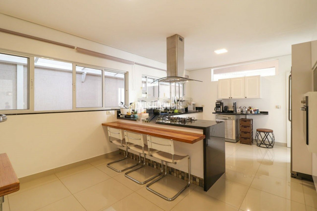 Imagem Casa com 4 Quartos à Venda, 437 m² em Vila Inah - São Paulo