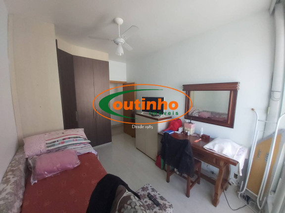 Imagem Apartamento com 4 Quartos à Venda, 132 m² em Tijuca - Rio De Janeiro Imagem Apartamento com 4 Quartos à Venda, 132 m² em Tijuca - Rio De Janeiro
