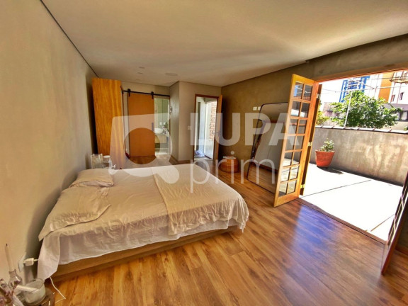 Imagem Casa com 4 Quartos à Venda, 250 m² em Vila Maria Alta - São Paulo