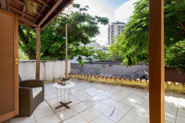 Imagem Casa com 3 Quartos à Venda, 232 m² em Mirandópolis - São Paulo