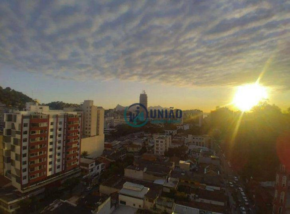 Apartamento com 2 Quartos à Venda, 80 m² em Centro - Niterói