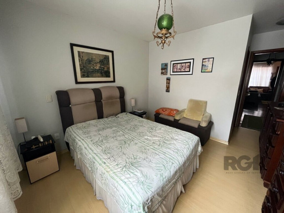 Imagem Imóvel com 2 Quartos à Venda,  em Petrópolis - Porto Alegre