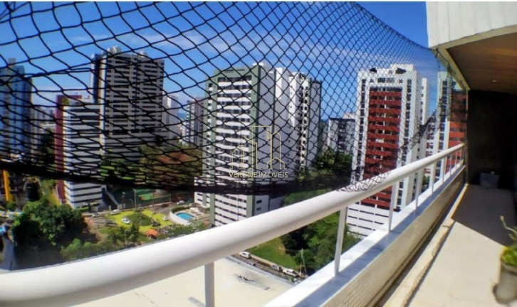 Imagem Imóvel com 4 Quartos à Venda, 492 m² em Pituba - Salvador Imagem Imóvel com 4 Quartos à Venda, 492 m² em Pituba - Salvador
