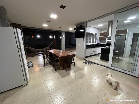 Imagem Casa com 3 Quartos à Venda, 232 m² em Goiânia 2 - Goiânia