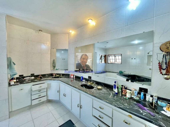 Imagem Casa com 5 Quartos à Venda, 923 m² em Vila Santo Antônio - Cotia