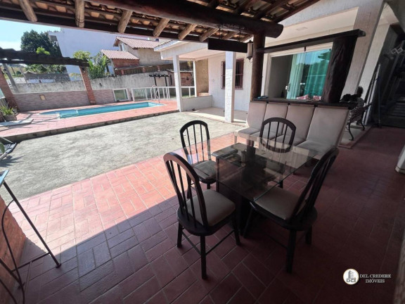 Imagem Casa com 5 Quartos à Venda, 400 m² em Itapebussu - Guarapari