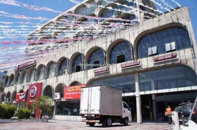 Imagem Imóvel à Venda, 3.716 m² em Engenho Novo - Rio De Janeiro Imagem Imóvel à Venda, 3.716 m² em Engenho Novo - Rio De Janeiro