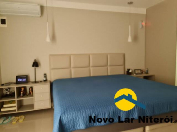 Imagem Casa com 3 Quartos à Venda, 250 m² em Camboinhas - Niterói