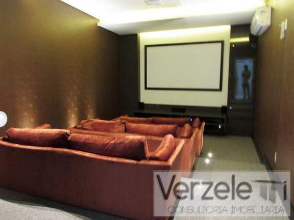 Imagem Apartamento com 7 Quartos à Venda, 410 m² em Centro - Balneário Camboriú Imagem Apartamento com 7 Quartos à Venda, 410 m² em Centro - Balneário Camboriú