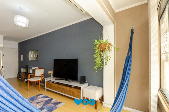 Imagem Imóvel com 2 Quartos à Venda, 62 m² em Petrópolis - Porto Alegre Imagem Imóvel com 2 Quartos à Venda, 62 m² em Petrópolis - Porto Alegre